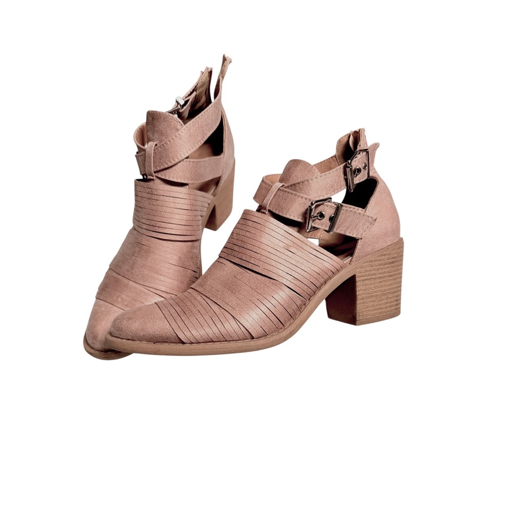 Qupid Womens Mauve Taupe Faux Suede Caged Ankle Booties Block Heel Size 9
